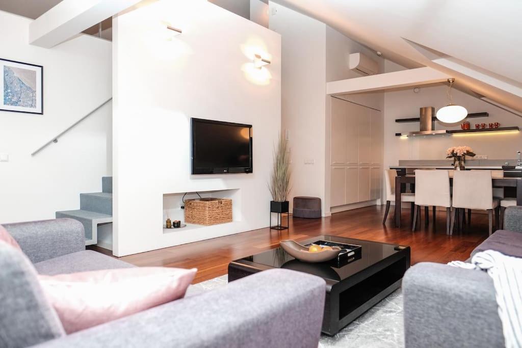 #Stayhere - Spacious Luxury Town Hall 3Bdr Apartment VNO Eksteriør bilde