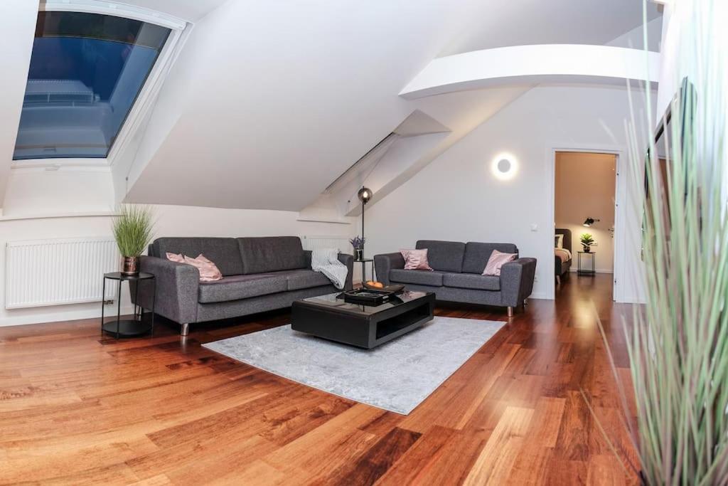 #Stayhere - Spacious Luxury Town Hall 3Bdr Apartment VNO Eksteriør bilde