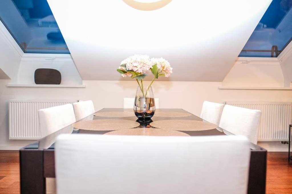#Stayhere - Spacious Luxury Town Hall 3Bdr Apartment VNO Eksteriør bilde